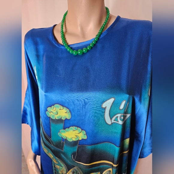 Shanghai Museum Silk Dress - Picture 3 of 5